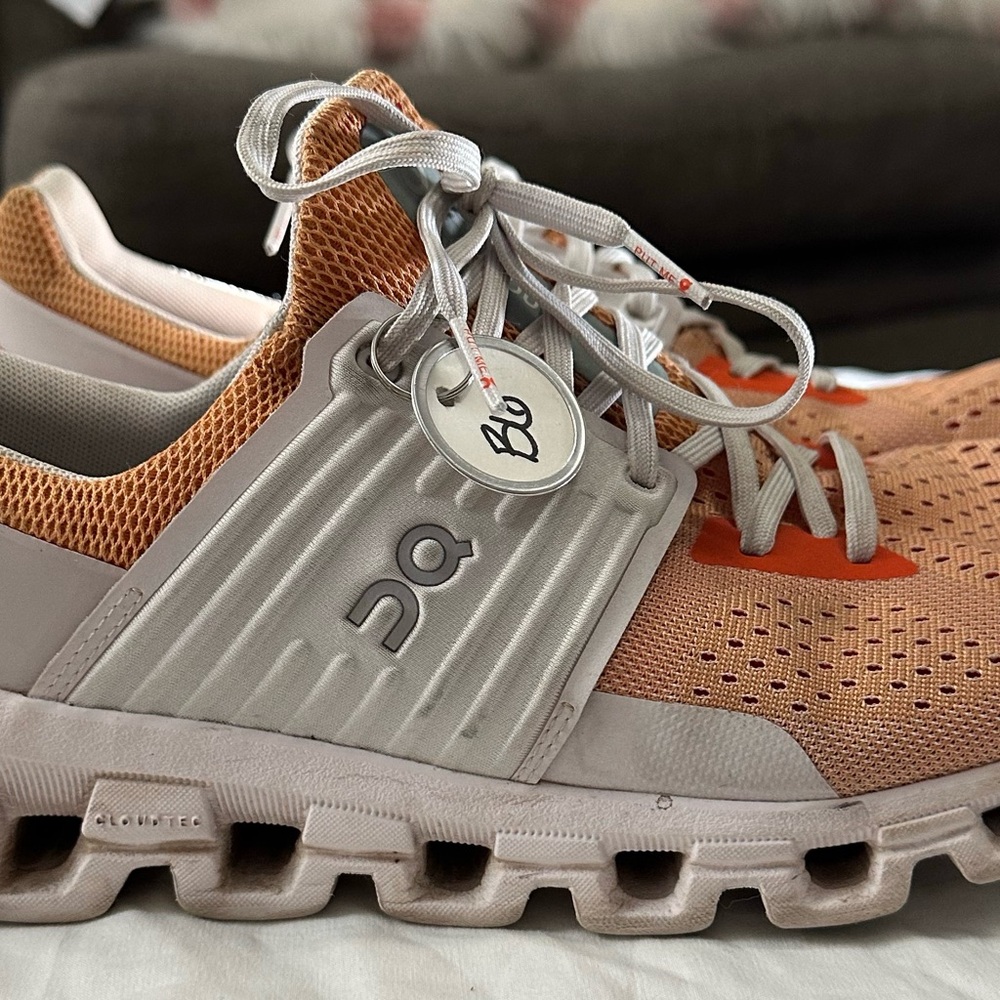 Woman’s Oncloud Cloudshift shoes